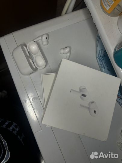 Apple AirPods Pro 2nd Generation