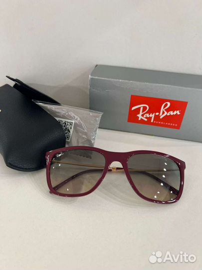 Солнцезащитные очки оригинал новые