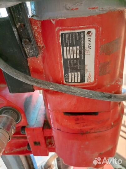 Продам алмазную бурильную установку