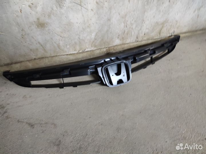 Решетка для Honda Civic 4D 2005-2011