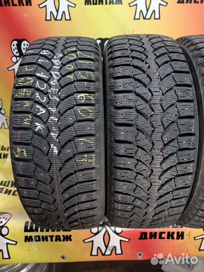 Bridgestone Blizzak Spike-01 215/60 R17 100T