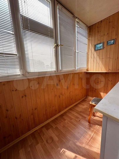 2-к. квартира, 52 м², 3/10 эт.