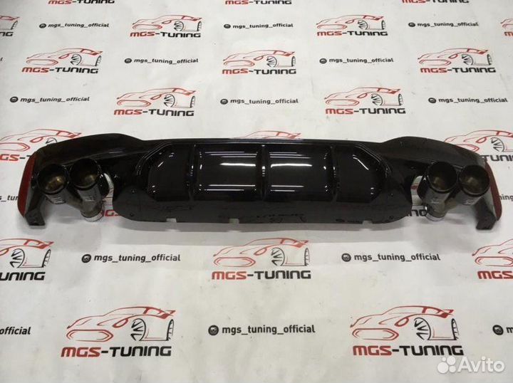Диффузор BMW G30 M5 style + Akrapovic black