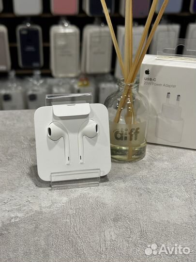 Оригинальные наушники Apple Earpods Lightning