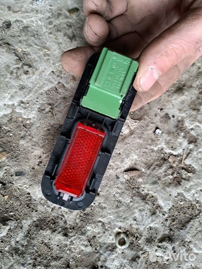 Кнопка отключения сигнализации Audi A8 D3