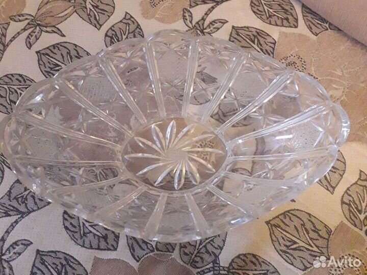 Вазы хрустальные и др