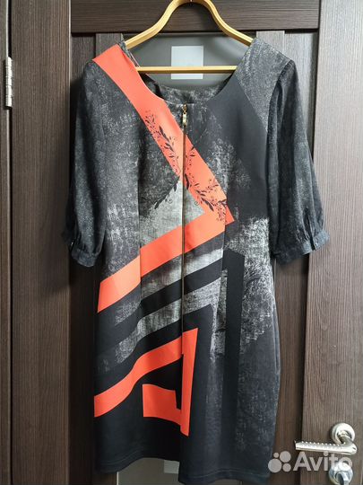 Платье женское