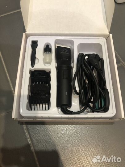 Профессиональная машинка для стрижки животных