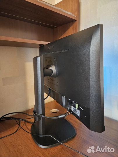 Монитор Philips