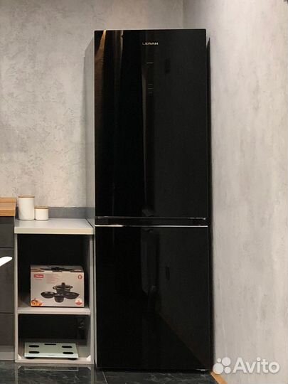 Холодильник Leran