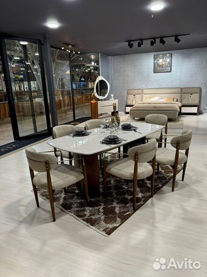 Комплект стол и стулья. В наличии
