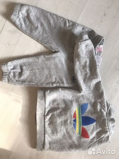 Спортивный костюм Адидас оригинал