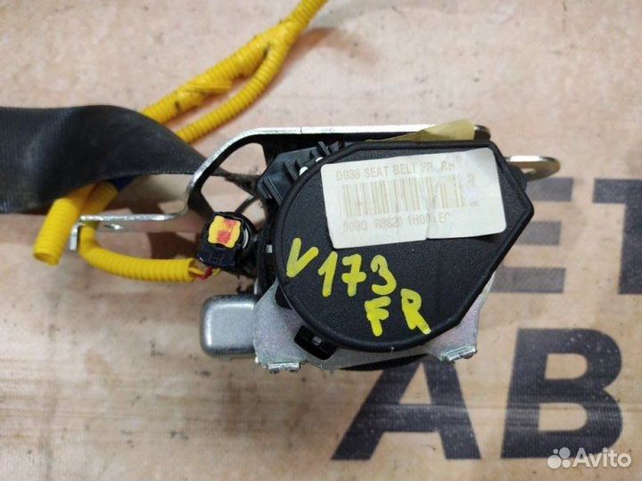 Ремень безопасности передний правый Kia Ceed 1