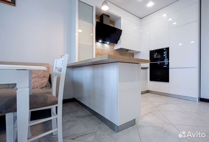 Кухонный гарнитур любой сложности