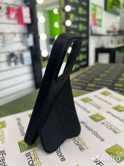 Чехол с подставкой для iPhone 14 Pro