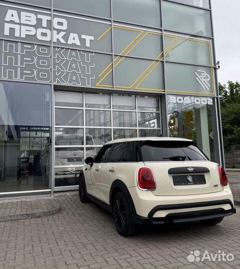 Прокат автомобиля Mini Cooper