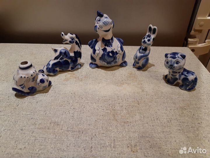 Фигурки Гжель