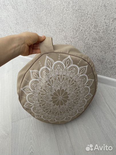 Подушка для медитации