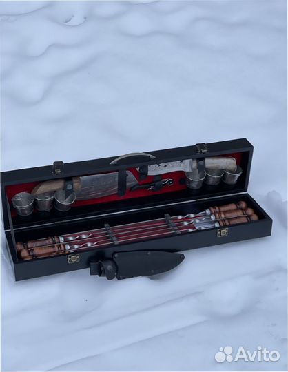 Набор шампуров - отличный подарок начальнику