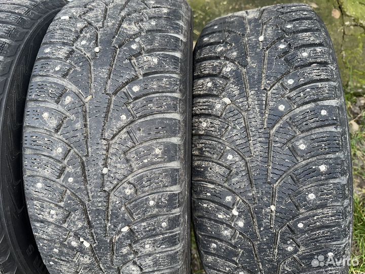 Nokian Tyres Hakkapeliitta 5 215/50 R17 95T