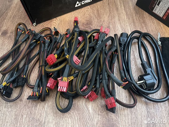 Блок питания Chieftec 1450w Power Smart Series