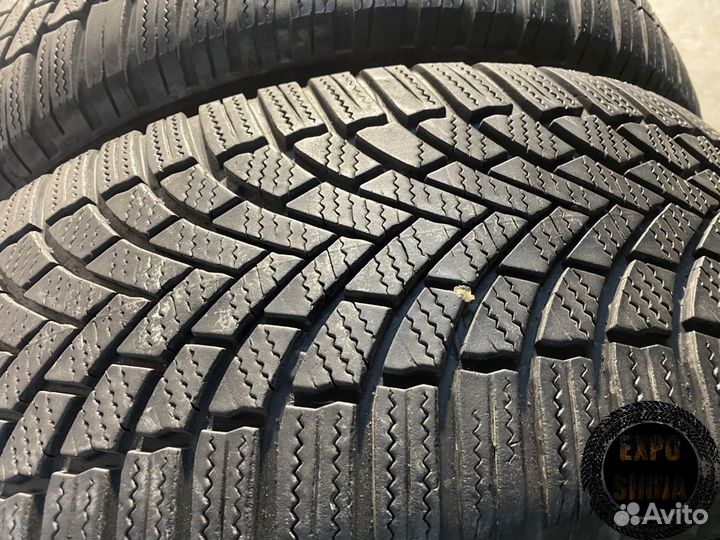 Bridgestone Blizzak LM-005 215/55 R17 98V