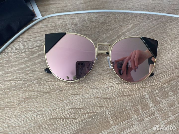 Солнцезащитные очки