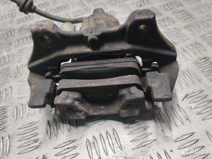 Суппорт передний левый Renault Logan 2 New