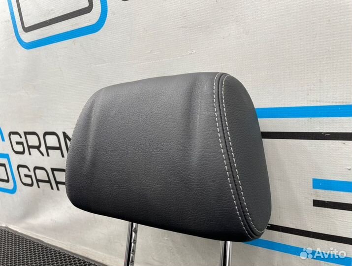 Подголовник передний Bmw X3 F25 N52B30A 3.0 2011