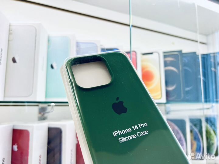 Чехол на iPhone 14 Pro, зеленый