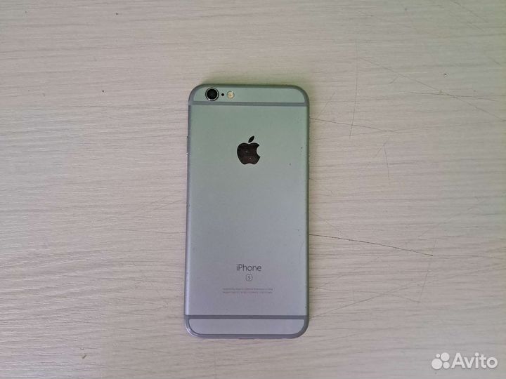 Телефон iPhone 6s