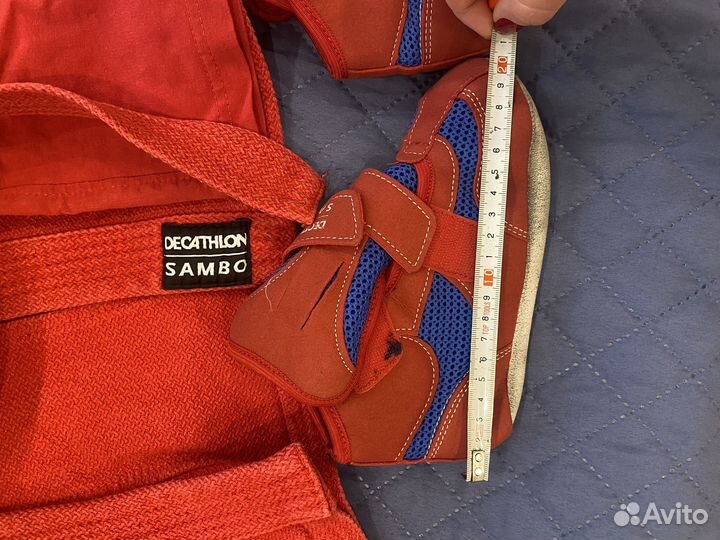 Самбовка для мальчика красная