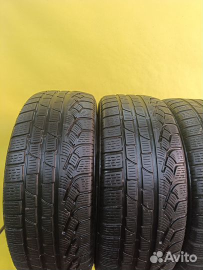 Pirelli Winter Sottozero 210 Serie II 215/50 R17 H