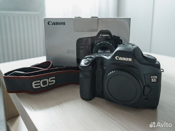 Фотоаппарат canon 5D classic