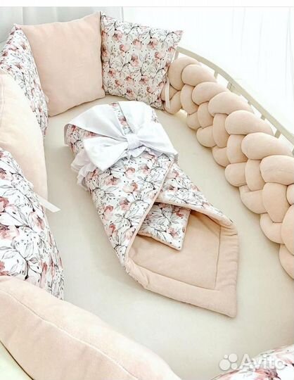 Комплект в кроватку. На выписку