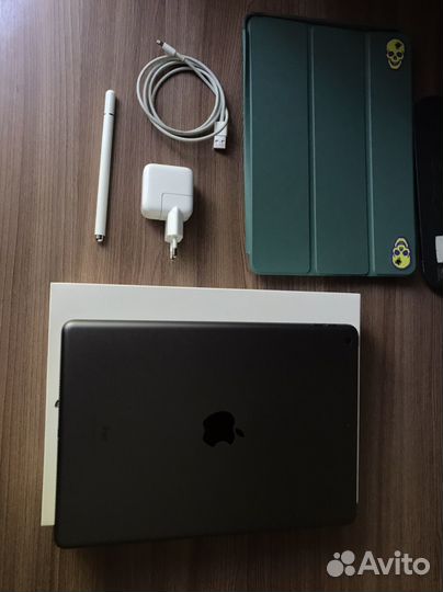 Планшет apple iPad 8