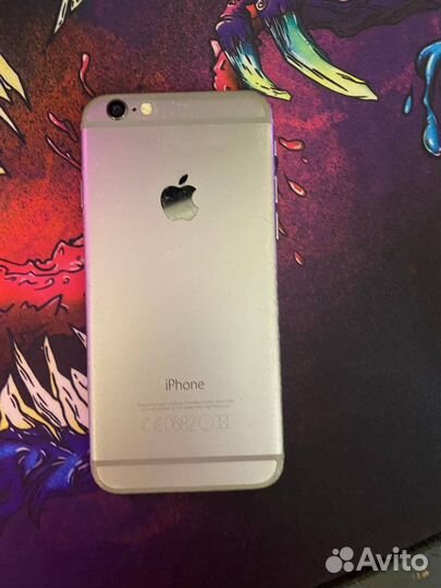Телефон iPhone 6