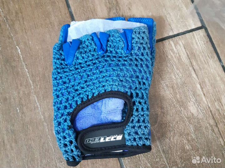 Перчатки для фитнеса кожа М и S