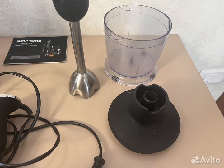 Запчасти и аксессуары для блендера Redmond RHB2913