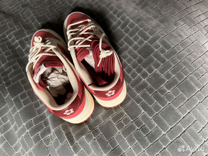 Nike dunk low Valentine's day