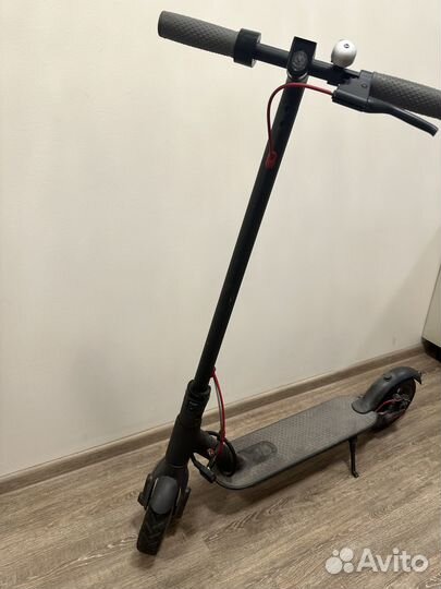Электросамокат Xiaomi Mijia M365