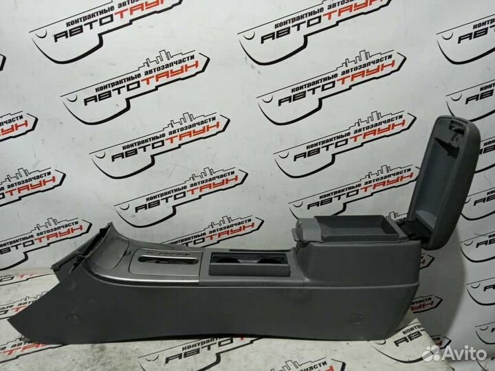 Подлокотник mazda atenza mazda6 GG GG3P GG3S ggep