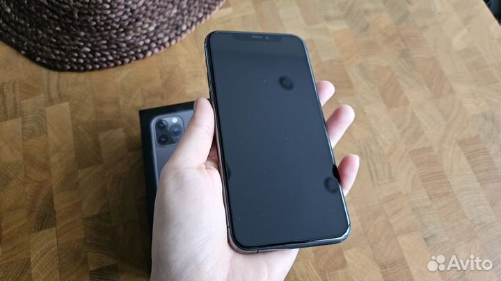 iPhone 11 Pro, 256 ГБ