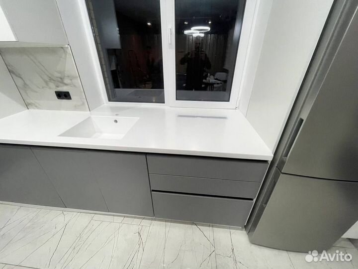 Кухня на заказ Столешница из камня