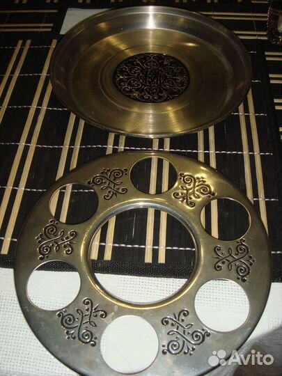 Тарелка из металл