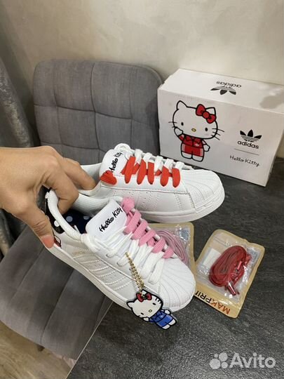 Кроссовки Adidas hello kitty