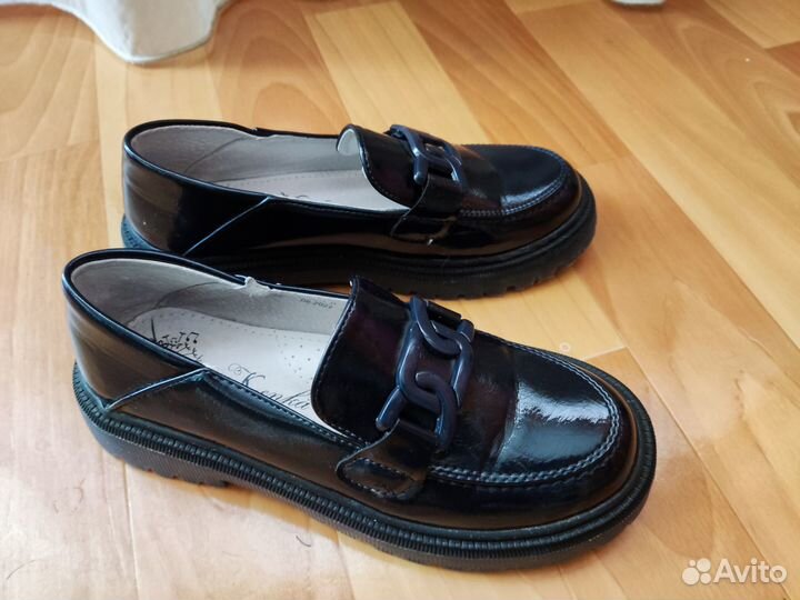 Лоферы для девочки 34 размер