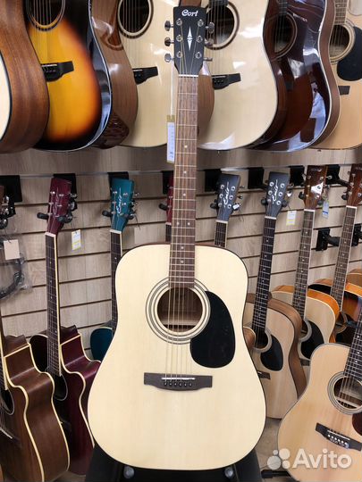 Гитара электроакустическая Cort AD810E-OP + чехол