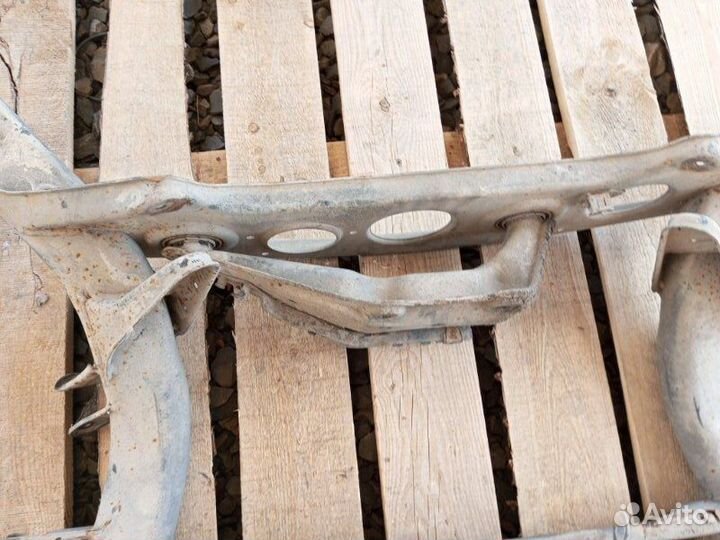 Балка задняя Mercedes-Benz S-Classe W140 119.971