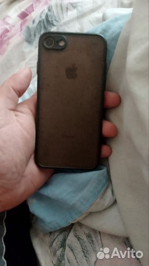 iPhone 7, 32 ГБ